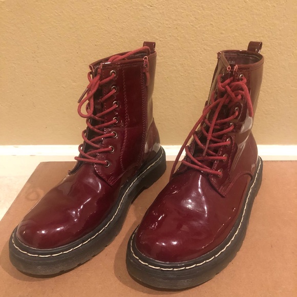 Red Boots - Picture 2 of 7